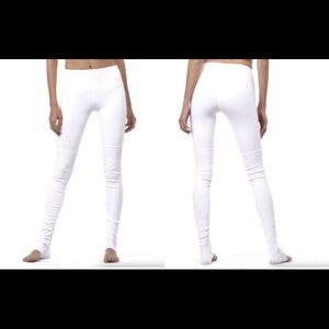 HIGH-WAIST WHITE GODDESS LEGGING SIZE XS LIKE NEW